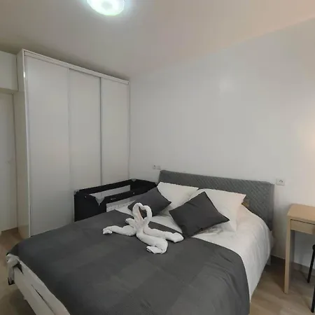 Apartamento Belleville 10